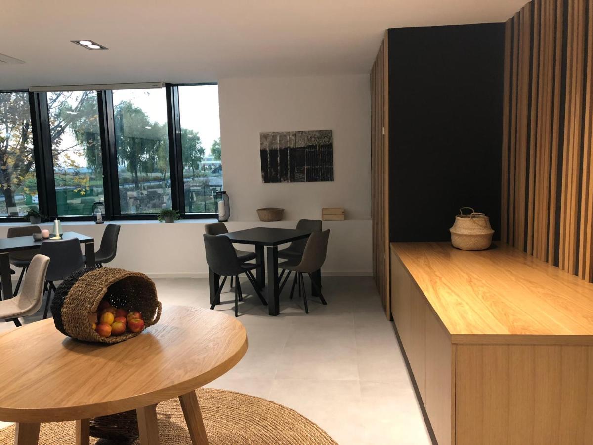 לנדבה Hotel Cubis מראה חיצוני תמונה